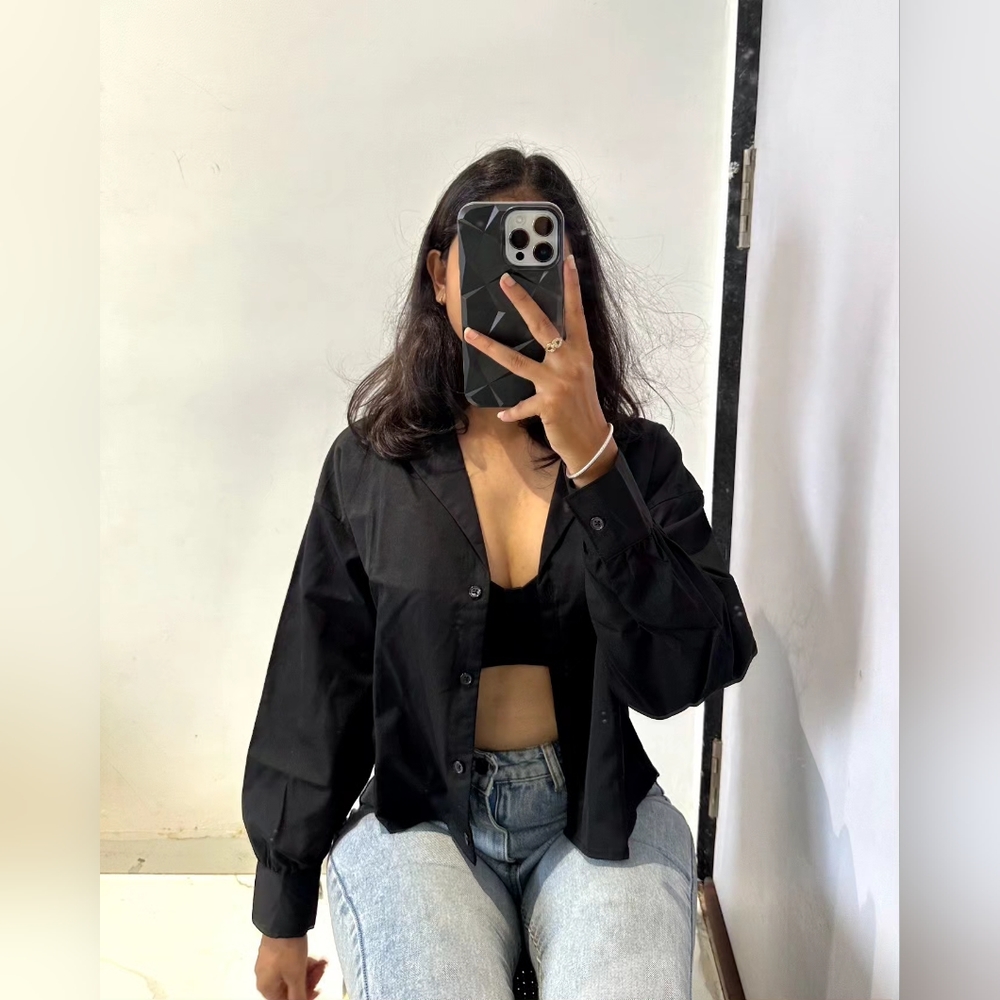 Black crop Shirt
